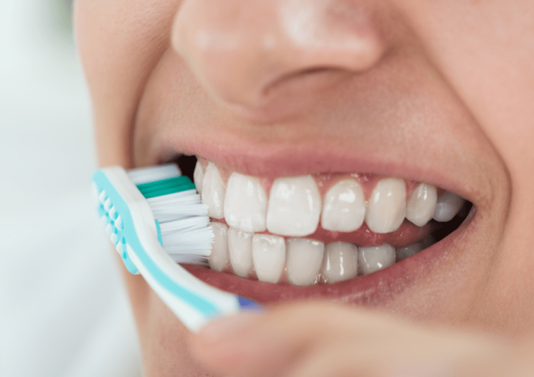Lavar os dentes corretamente…
